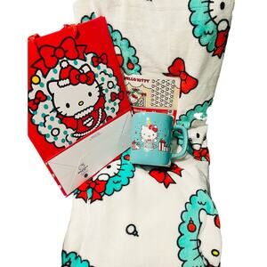 Hello Kitty Christmas bundle  gift bag hello kitty mug and 2 gift bags  60 * 90